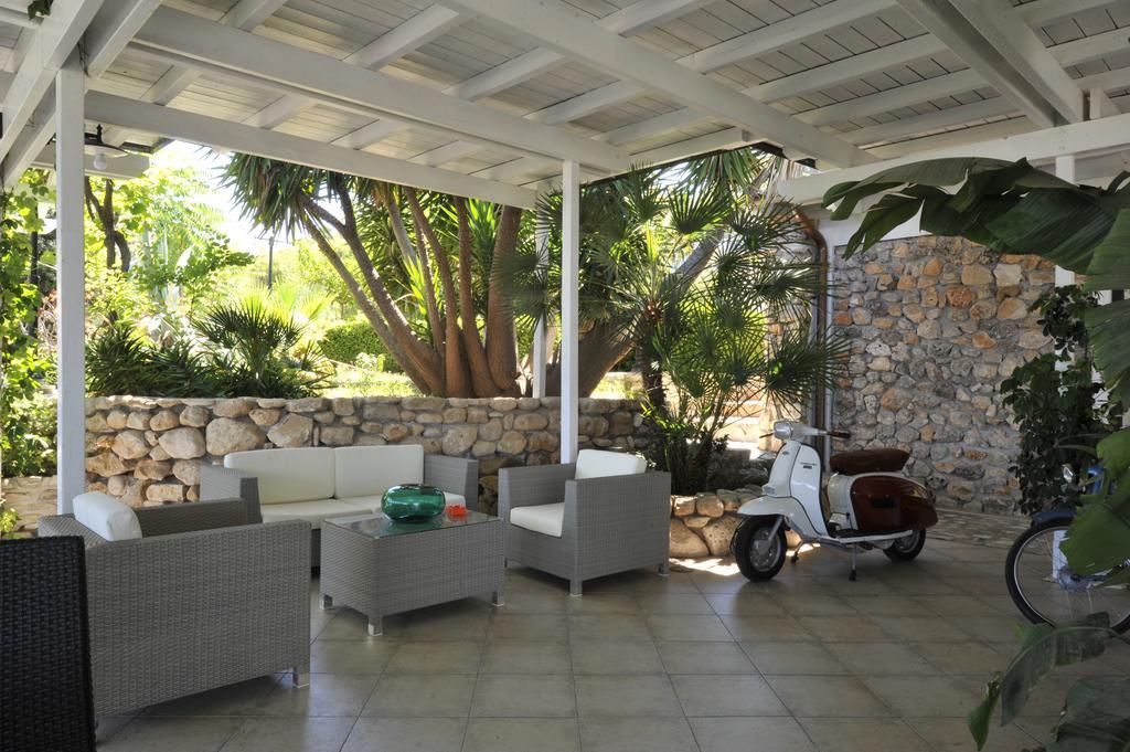 Albergo Villa Vittoria Rodi Garganico Exterior foto