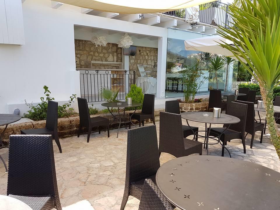 Albergo Villa Vittoria Rodi Garganico Exterior foto